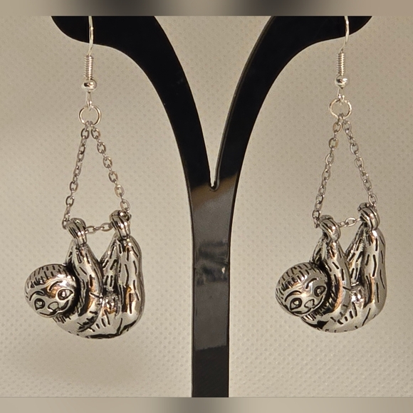 Hanging Sloth Earrings - Picture 1 of 6